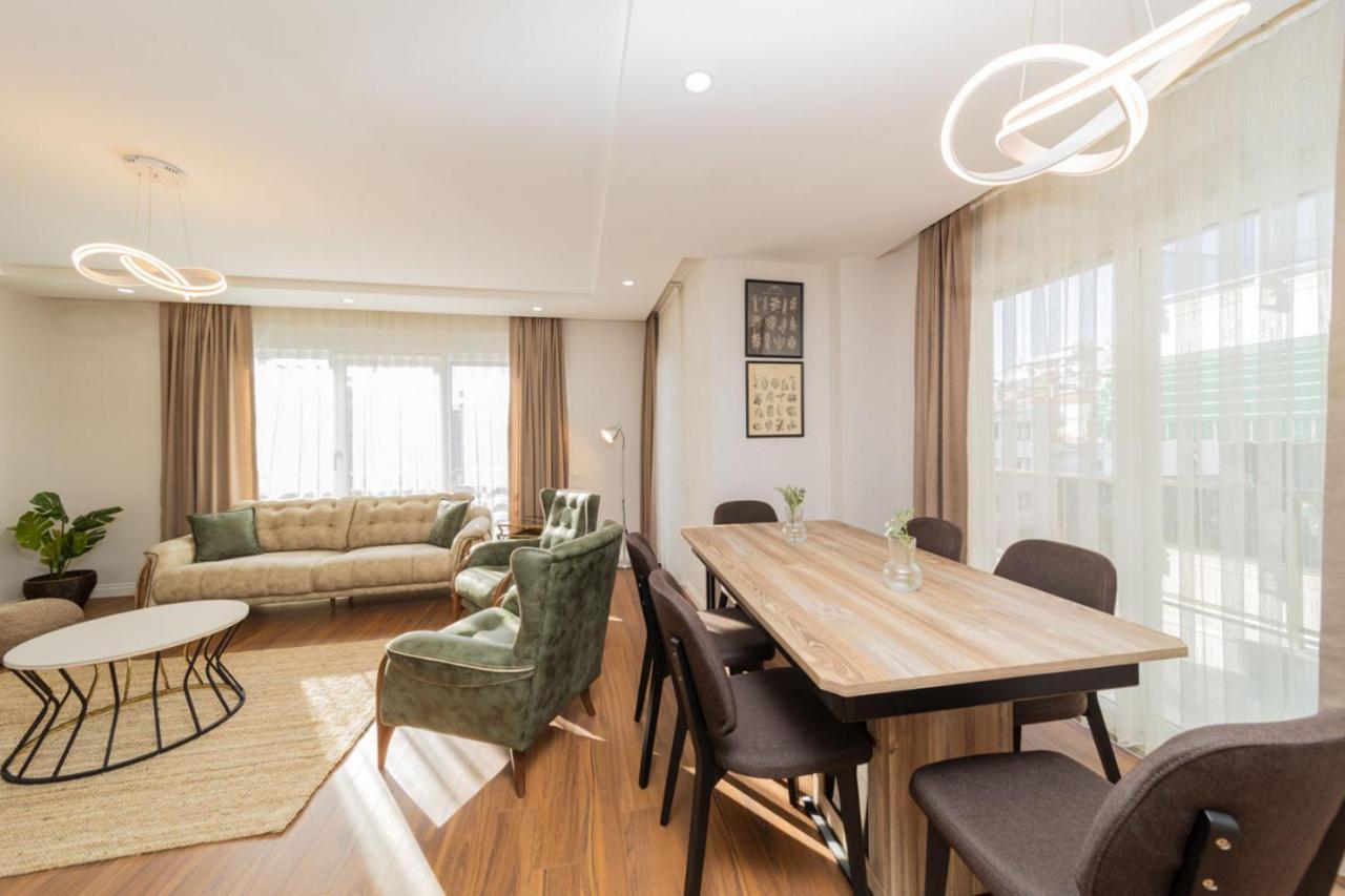 Daire Central Flat With Balcony Near Sea In Muratpasa